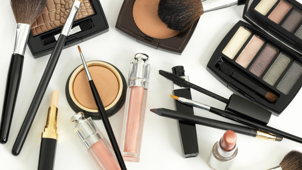 Ternyata Ini lho Rahasia Makeup Tahan Lama untuk Kulit Berminyak Anti longsor, yang gak banyak orang tau