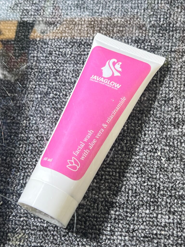 Manfaat Perawatan Kulit Holistik dari Niacinamide, Honey, dan Aloe Vera Bersama Java Glow Facial Wash